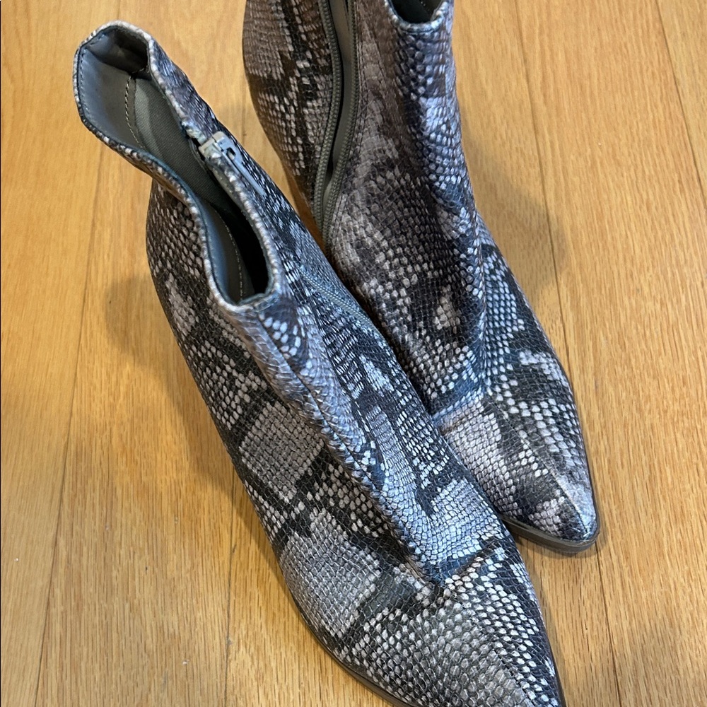 Carlos by Carlos Santana Gray Snakeskin Ankle Boots